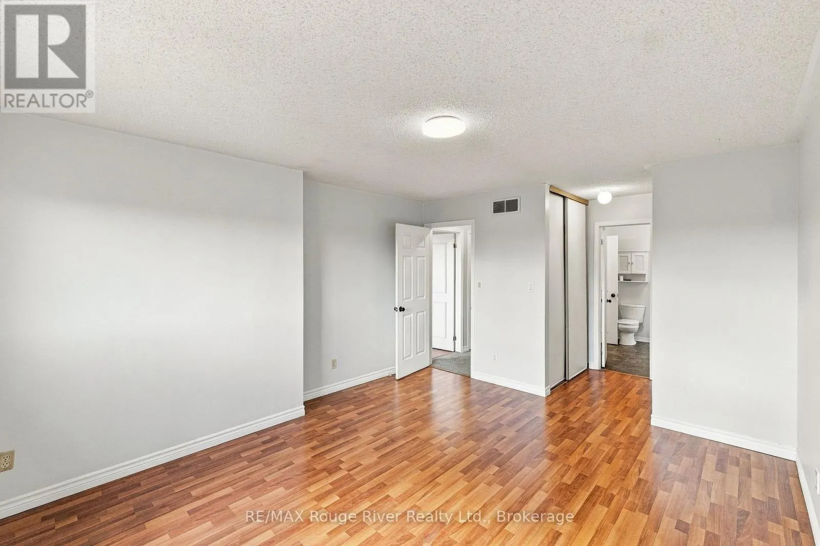 95 B CONCESSION STREET E