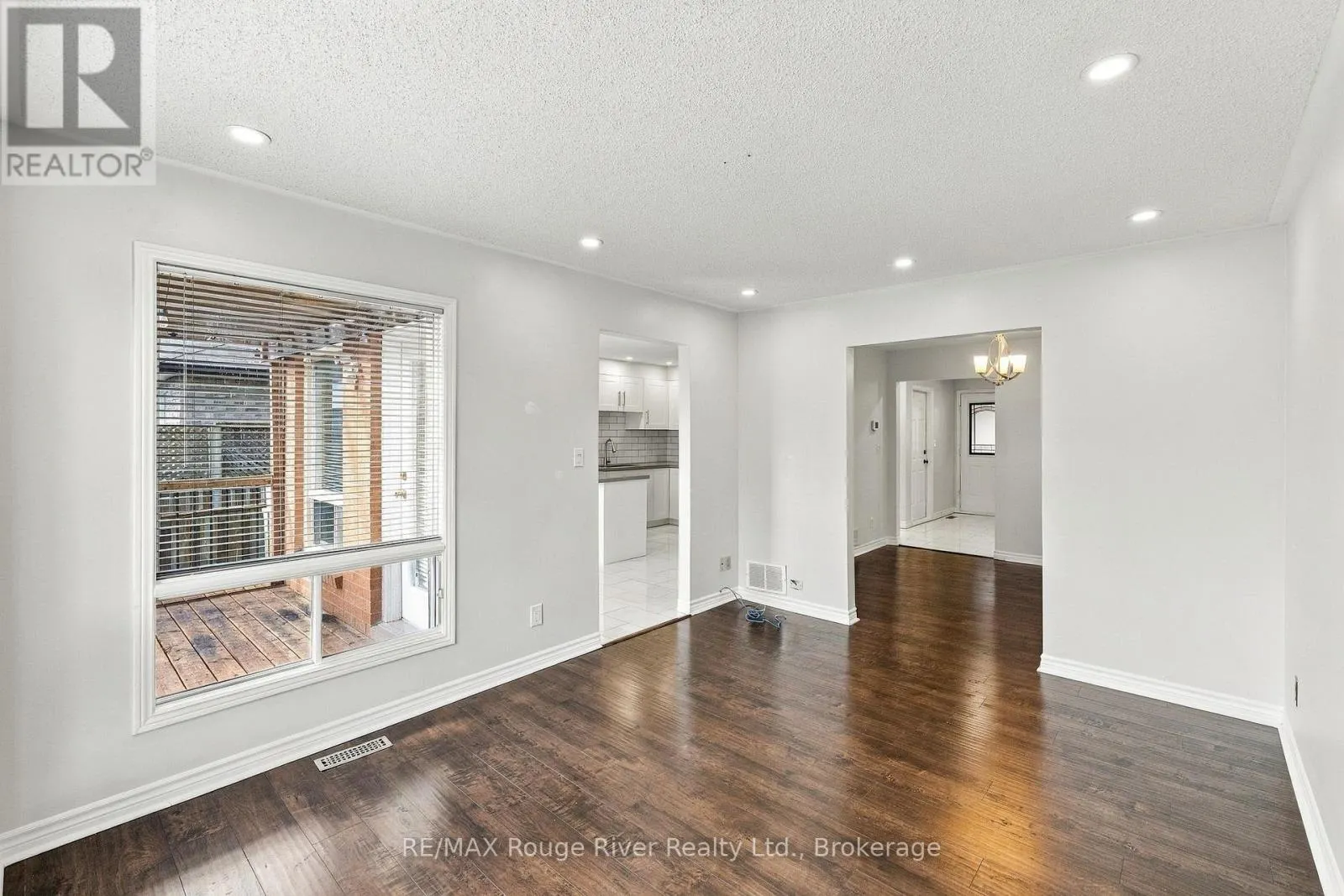 95 B CONCESSION STREET E