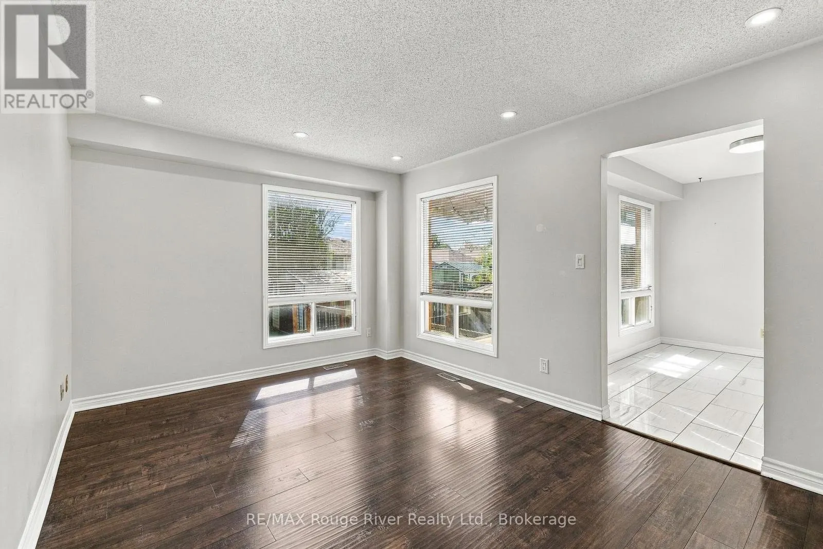 95 B CONCESSION STREET E