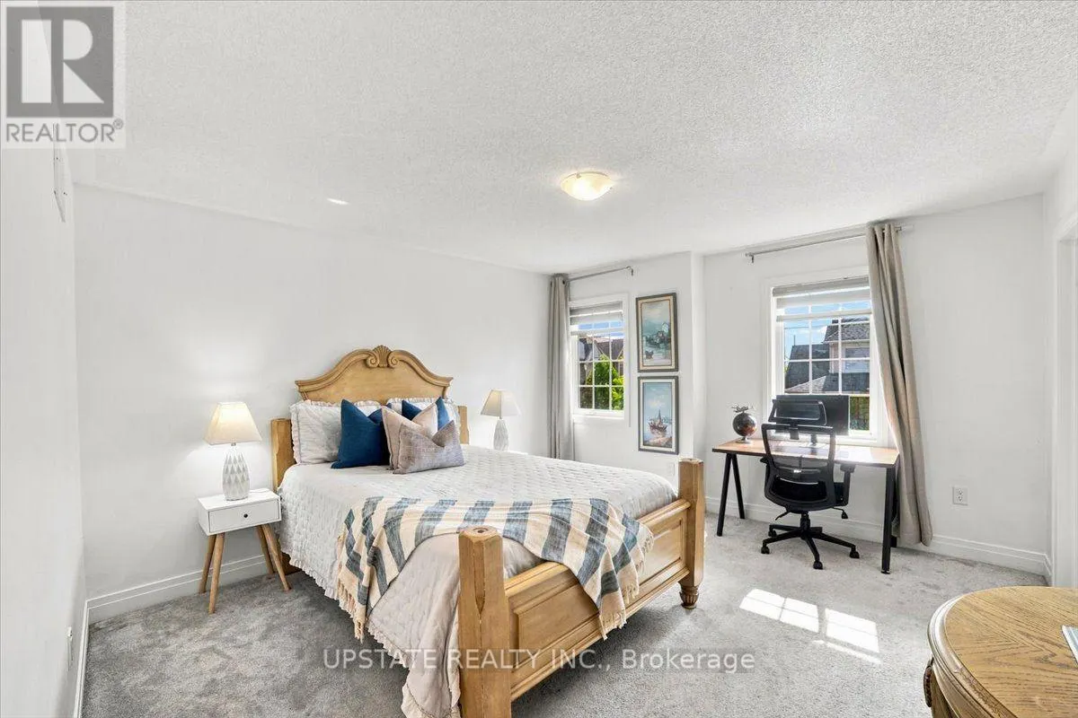 18 BLENHEIM CIRCLE