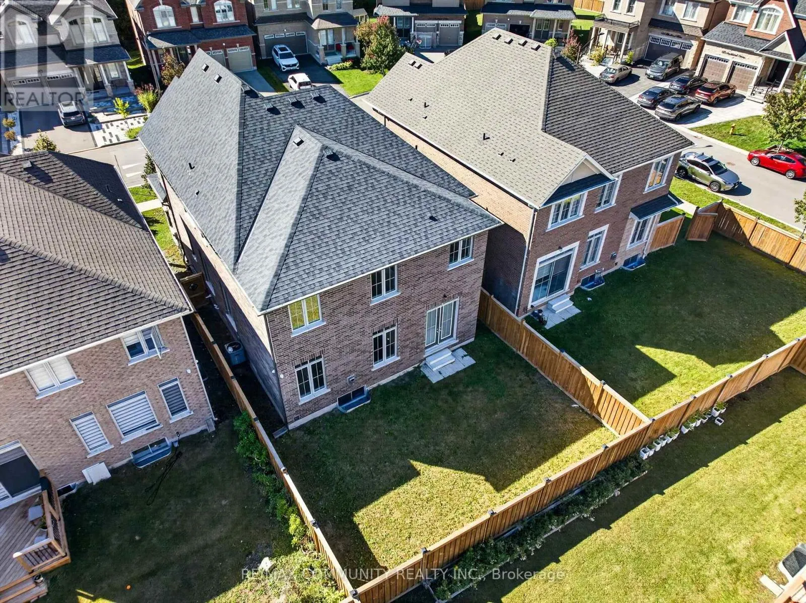 144 AUCKLAND DRIVE