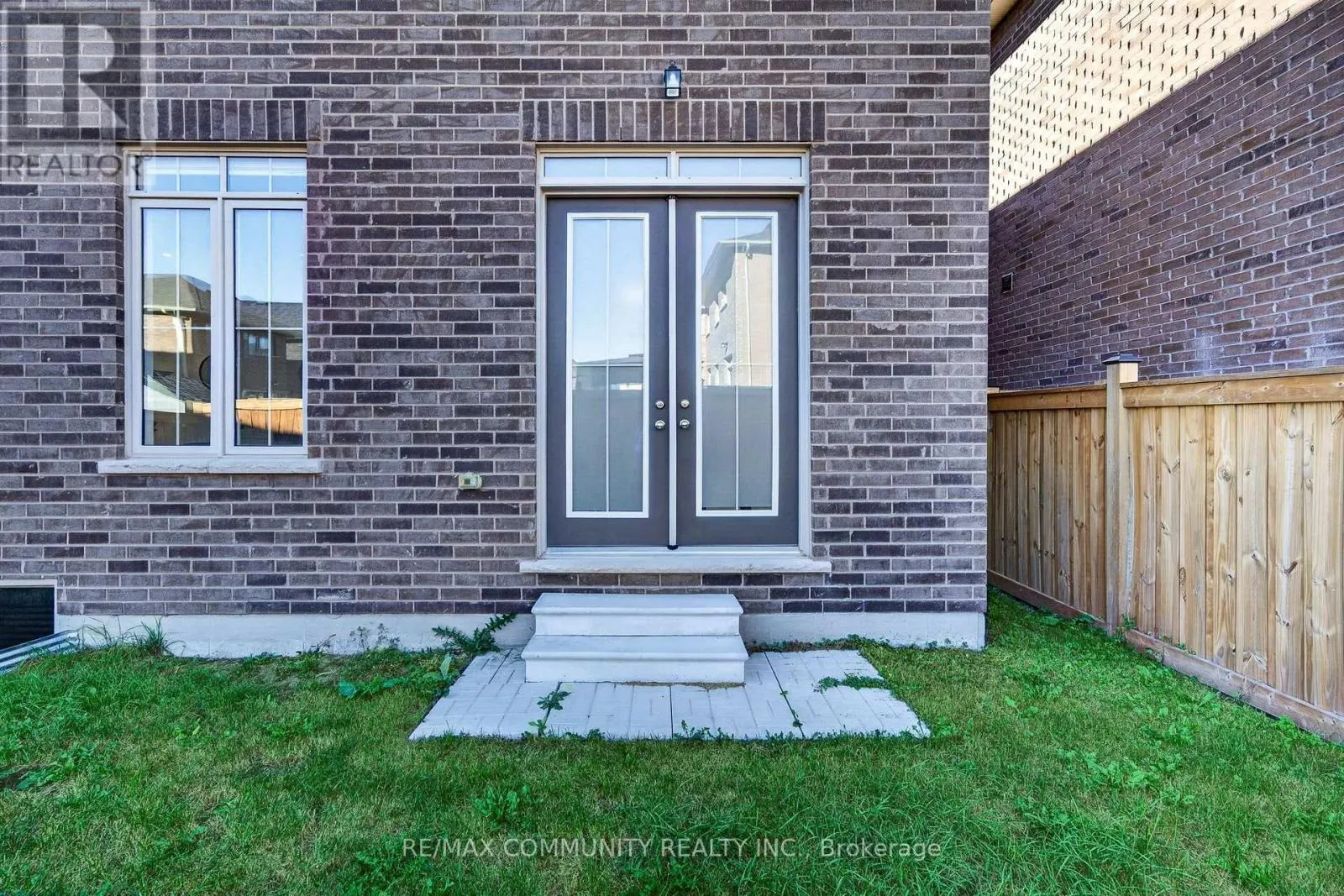 144 AUCKLAND DRIVE