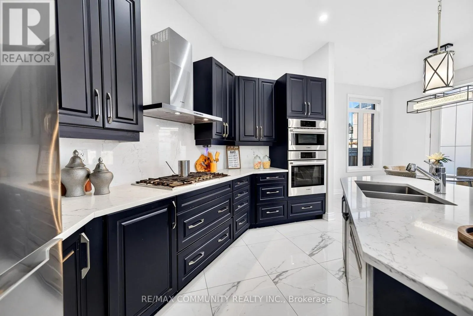 144 AUCKLAND DRIVE
