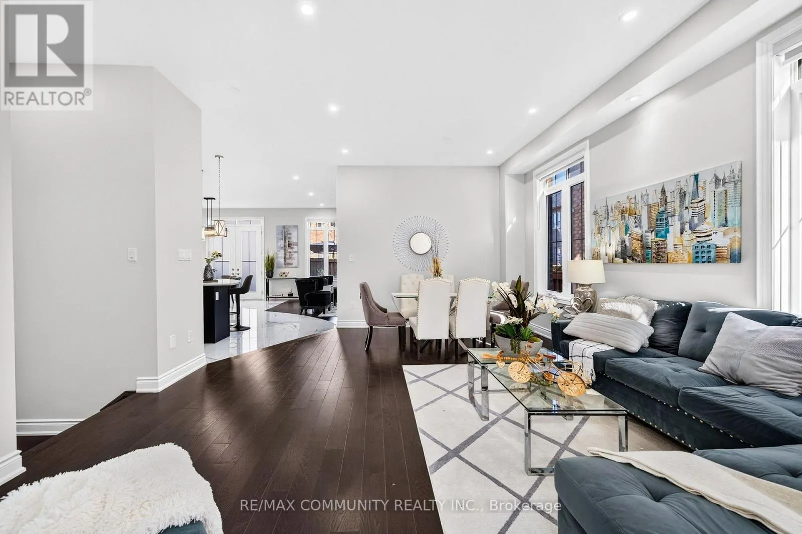 144 AUCKLAND DRIVE