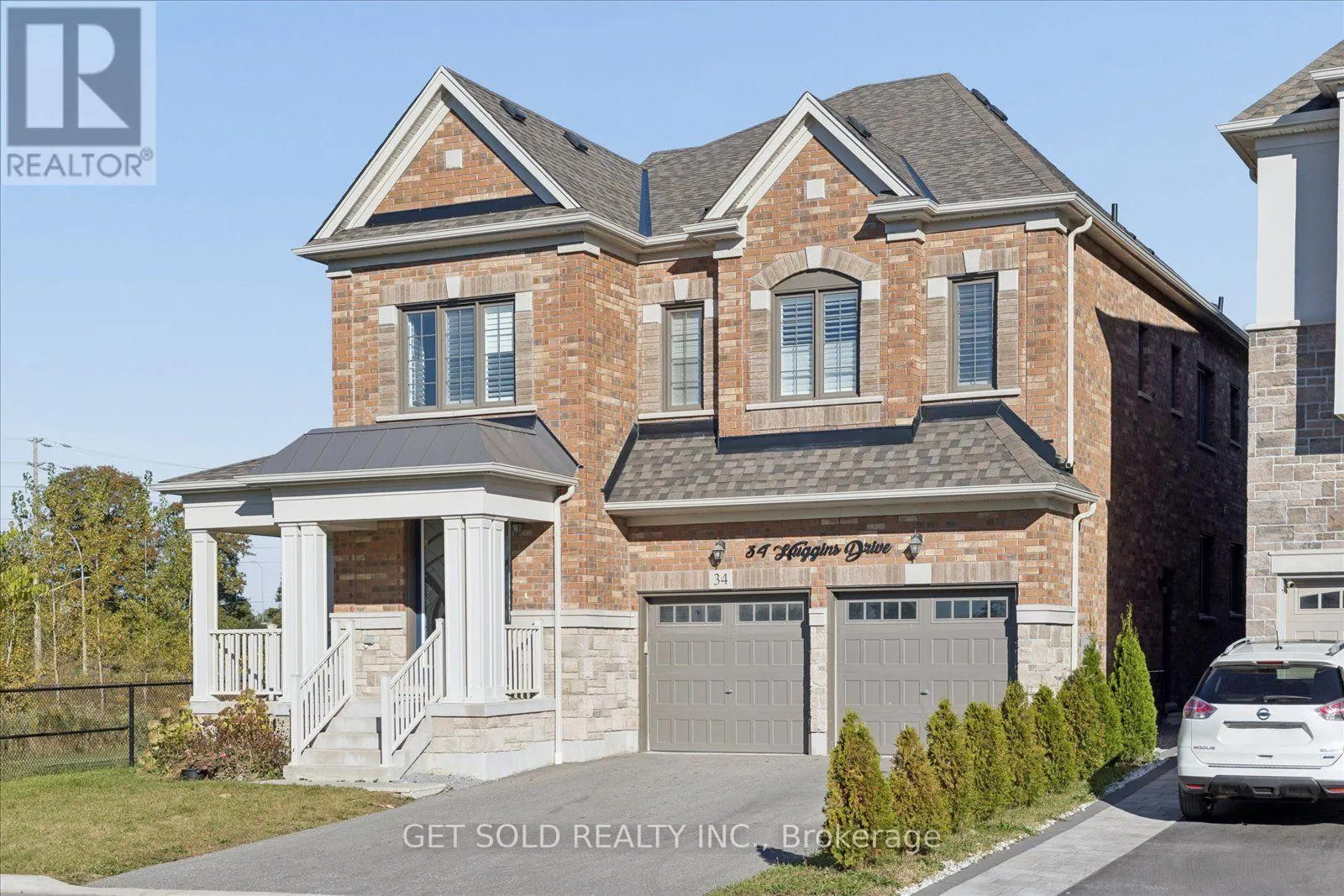 34 HUGGINS DRIVE