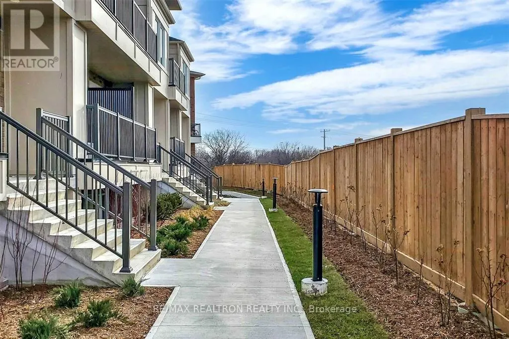 19 - 480 BERESFORD PATH