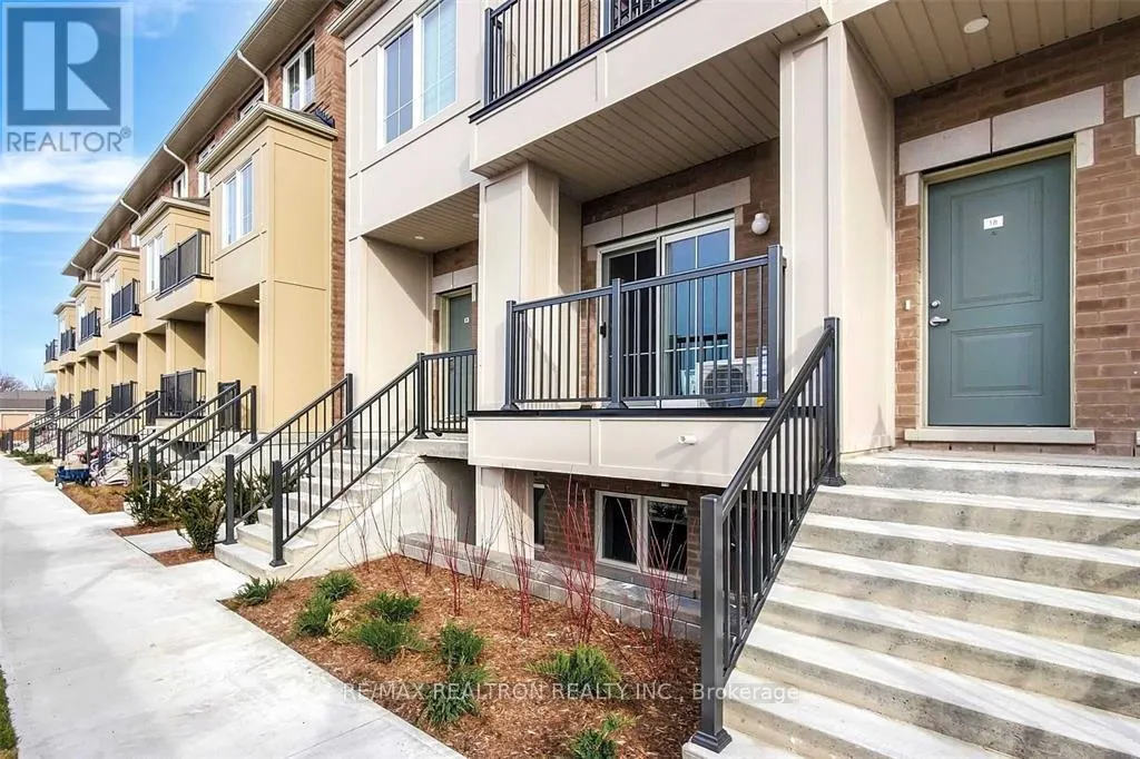 19 - 480 BERESFORD PATH