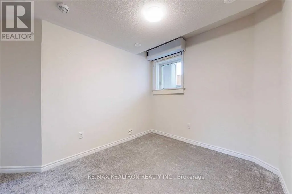 19 - 480 BERESFORD PATH