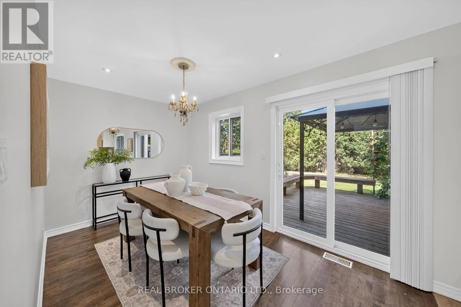 63 ERIC CLARKE DRIVE