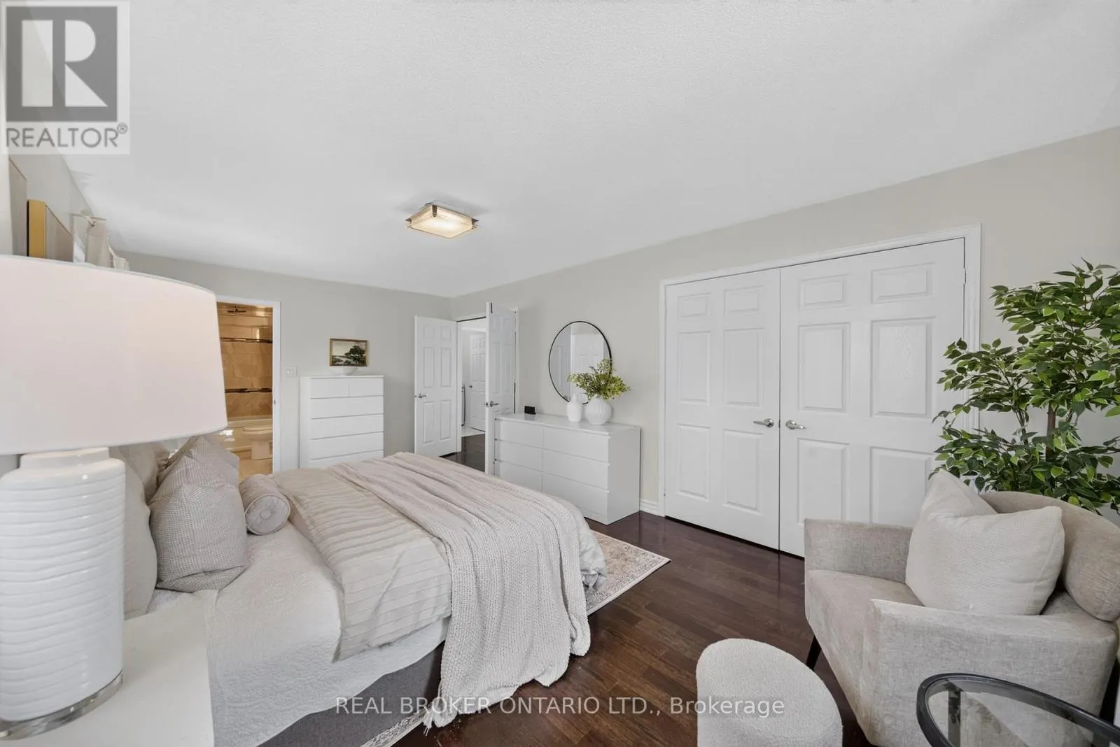 63 ERIC CLARKE DRIVE