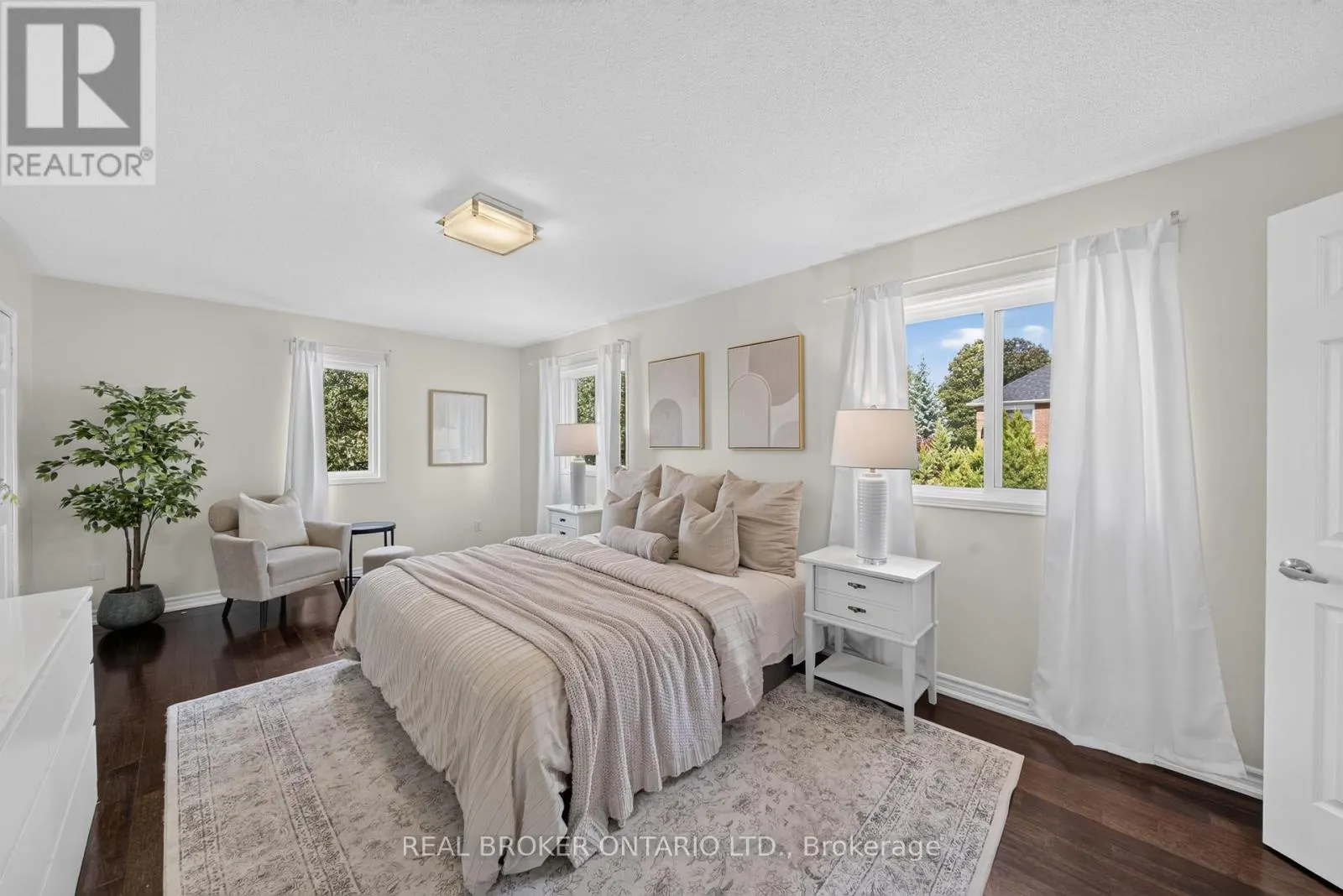 63 ERIC CLARKE DRIVE