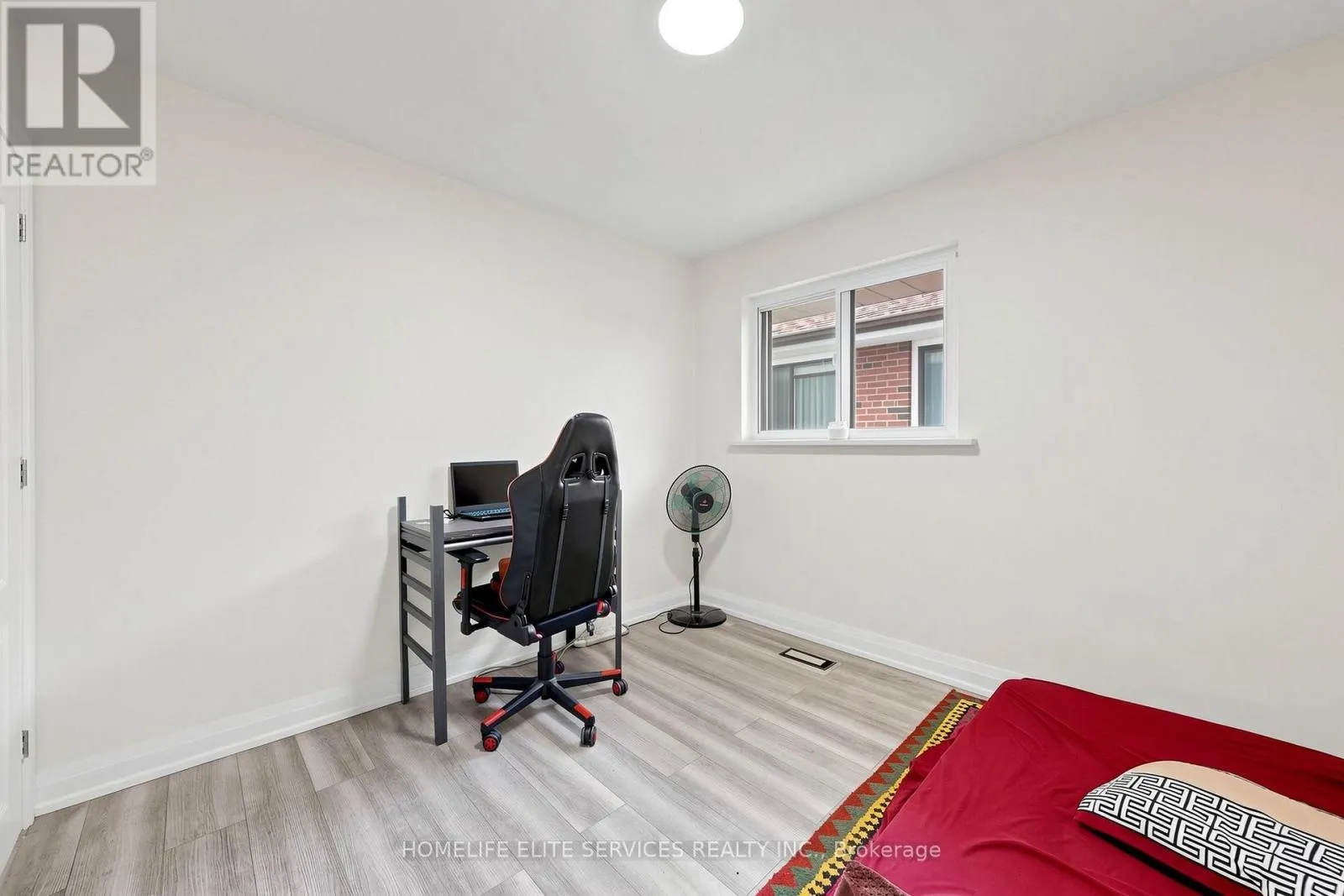 76 GOODERHAM DRIVE