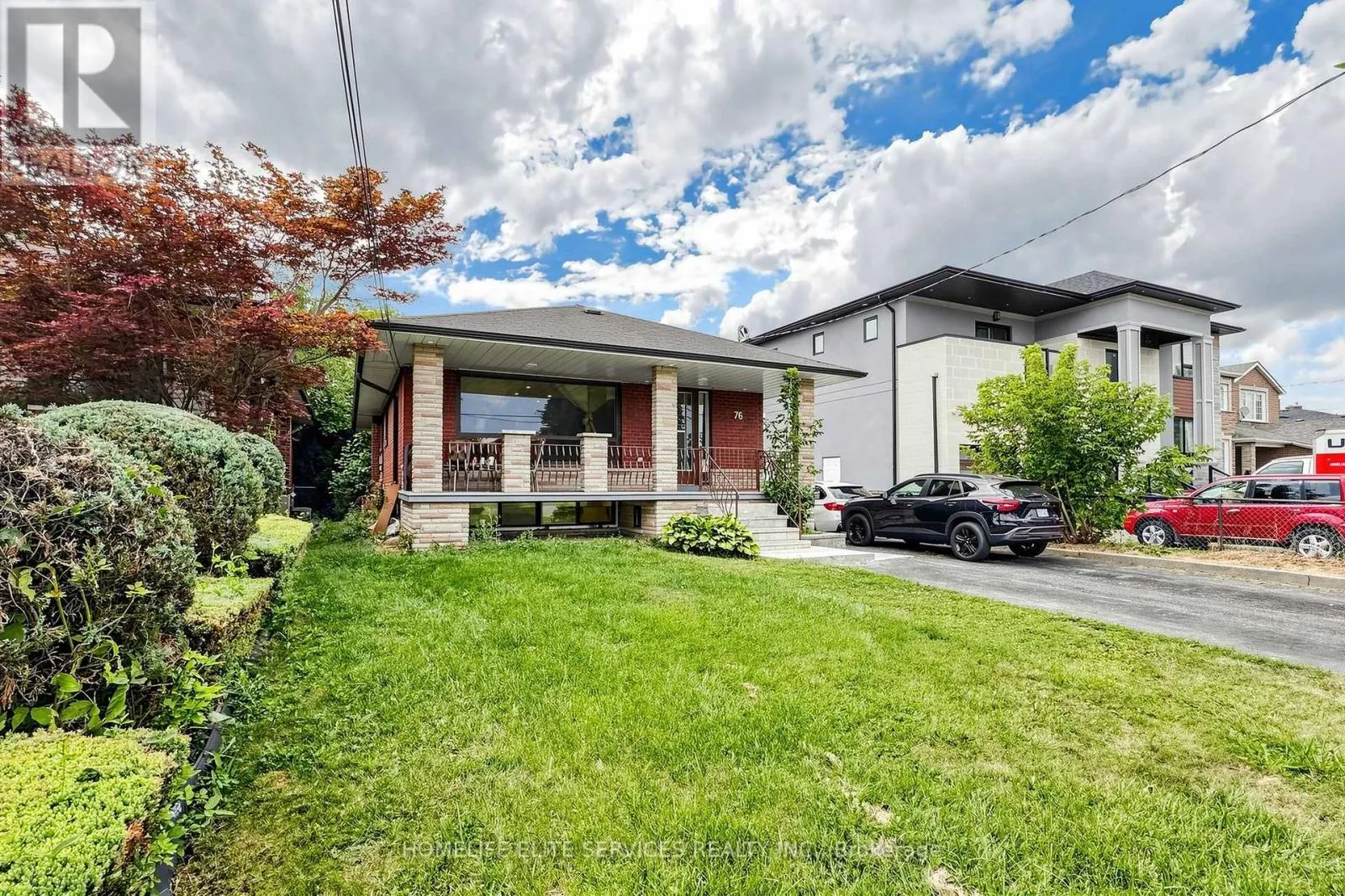 76 GOODERHAM DRIVE