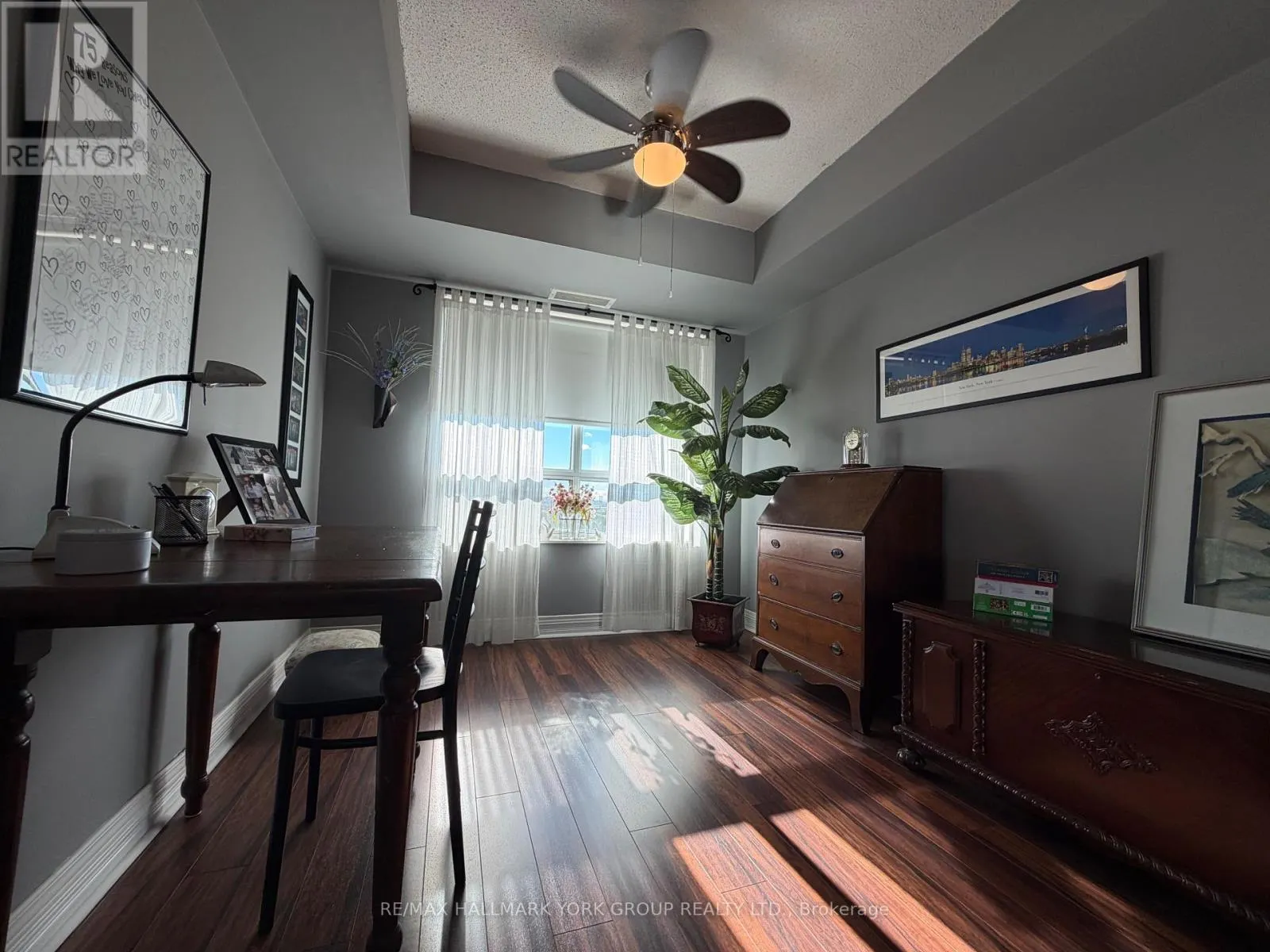 912 - 1200 THE ESPLANADE ROAD N