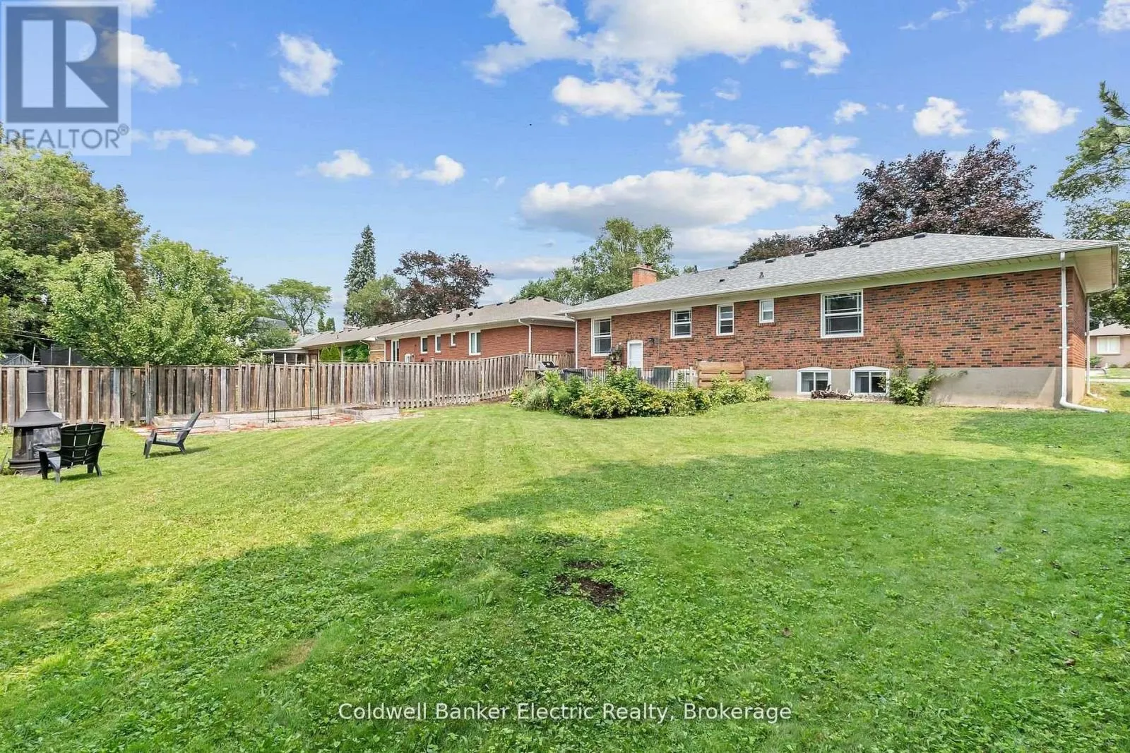 326 COCHRANE STREET