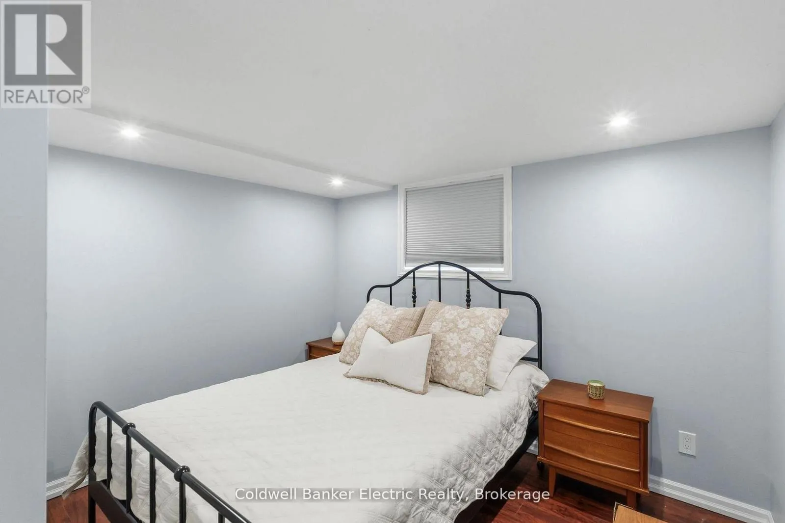 326 COCHRANE STREET