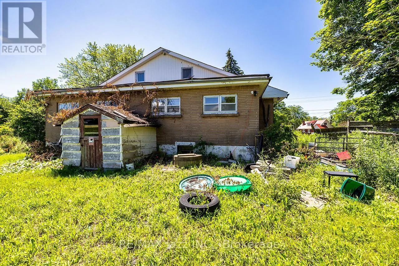 2216 HIGHWAY 2