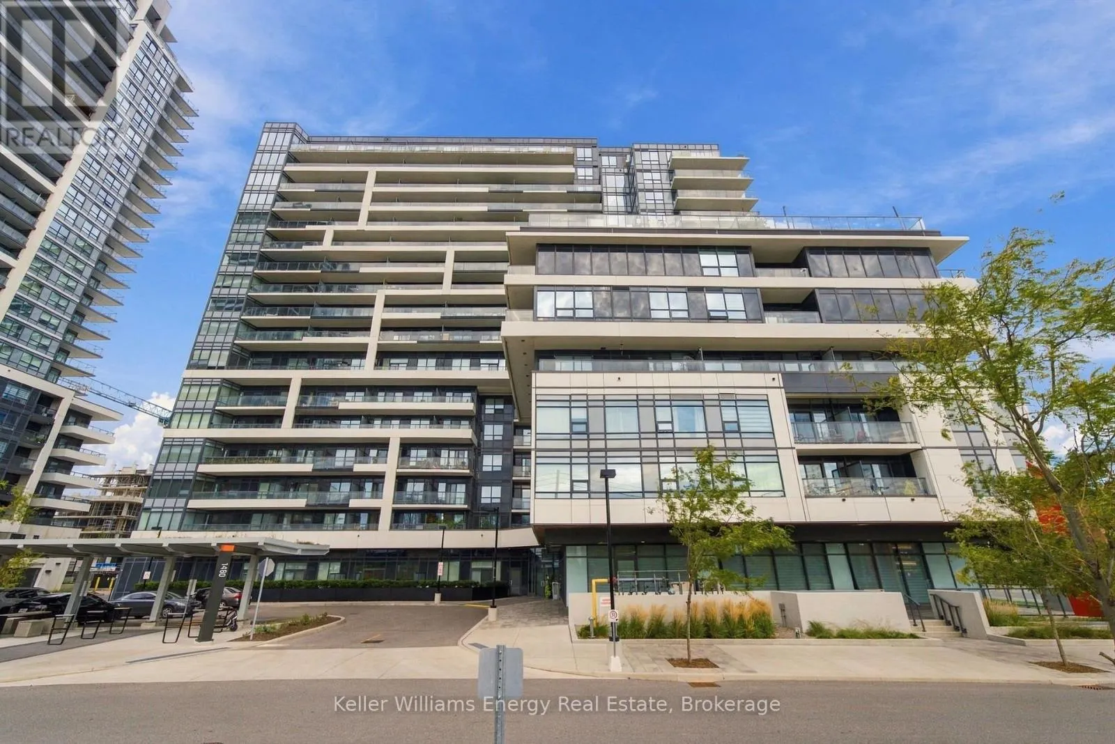 317 - 1480 BAYLY STREET #317