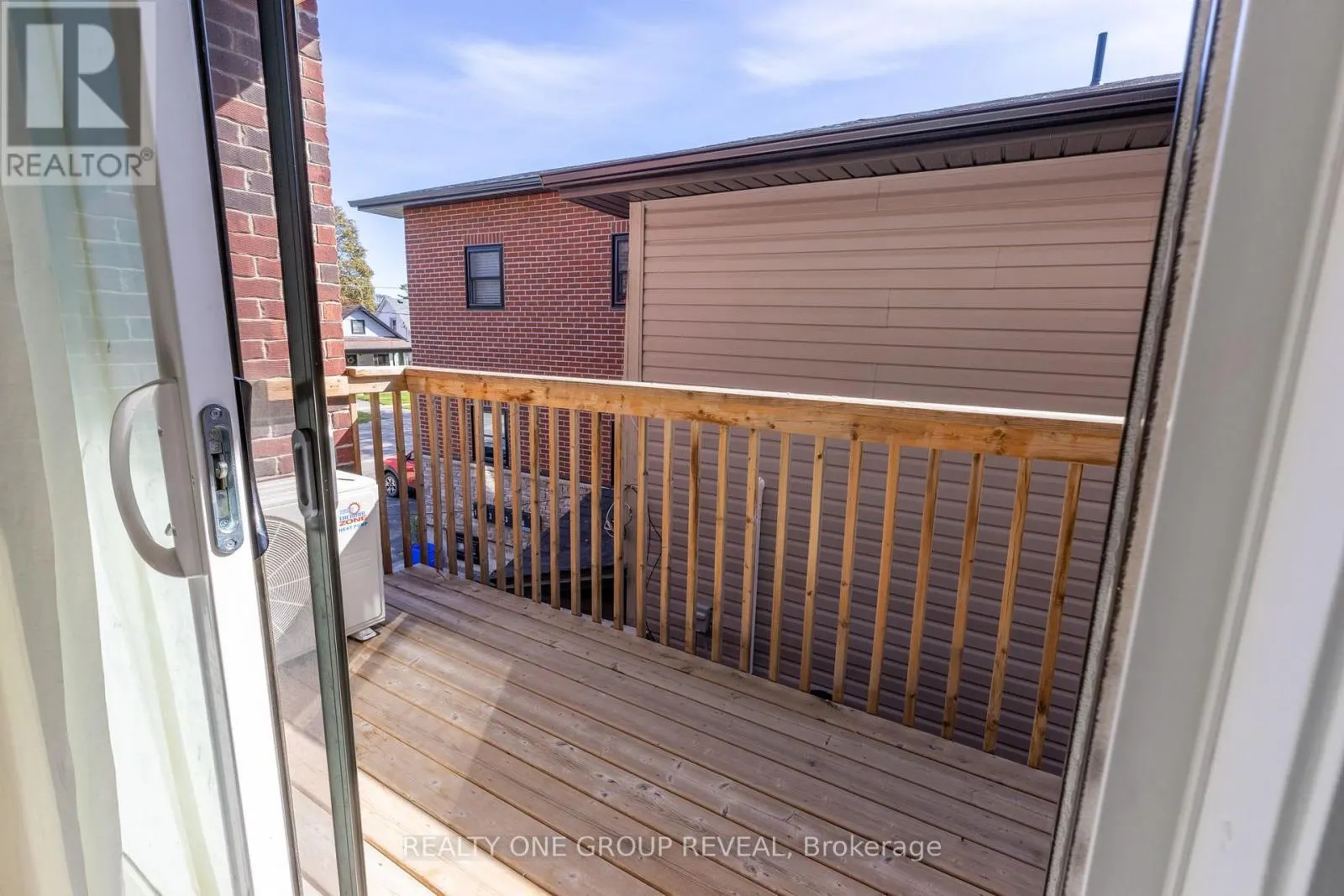 2 - 96 CROMWELL AVENUE