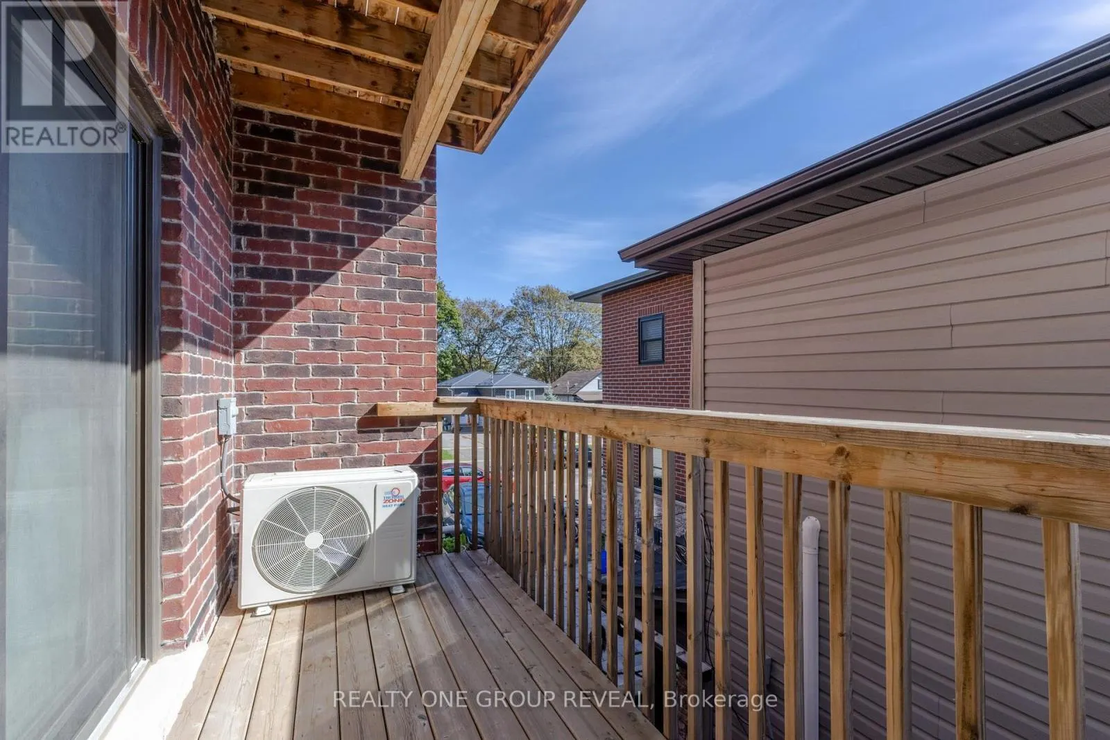 2 - 96 CROMWELL AVENUE