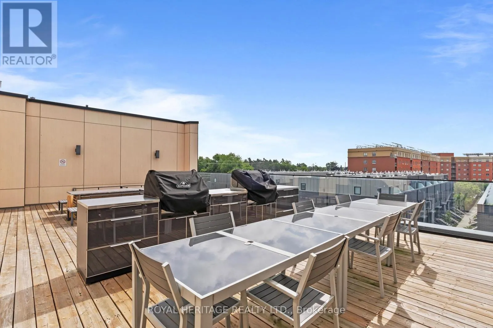 307 - 1800 SIMCOE STREET N