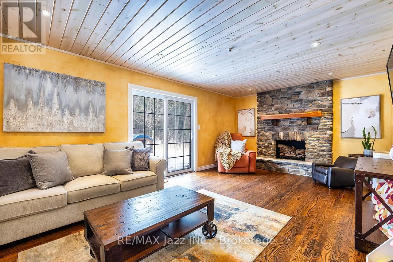 10049 OLD SCUGOG ROAD