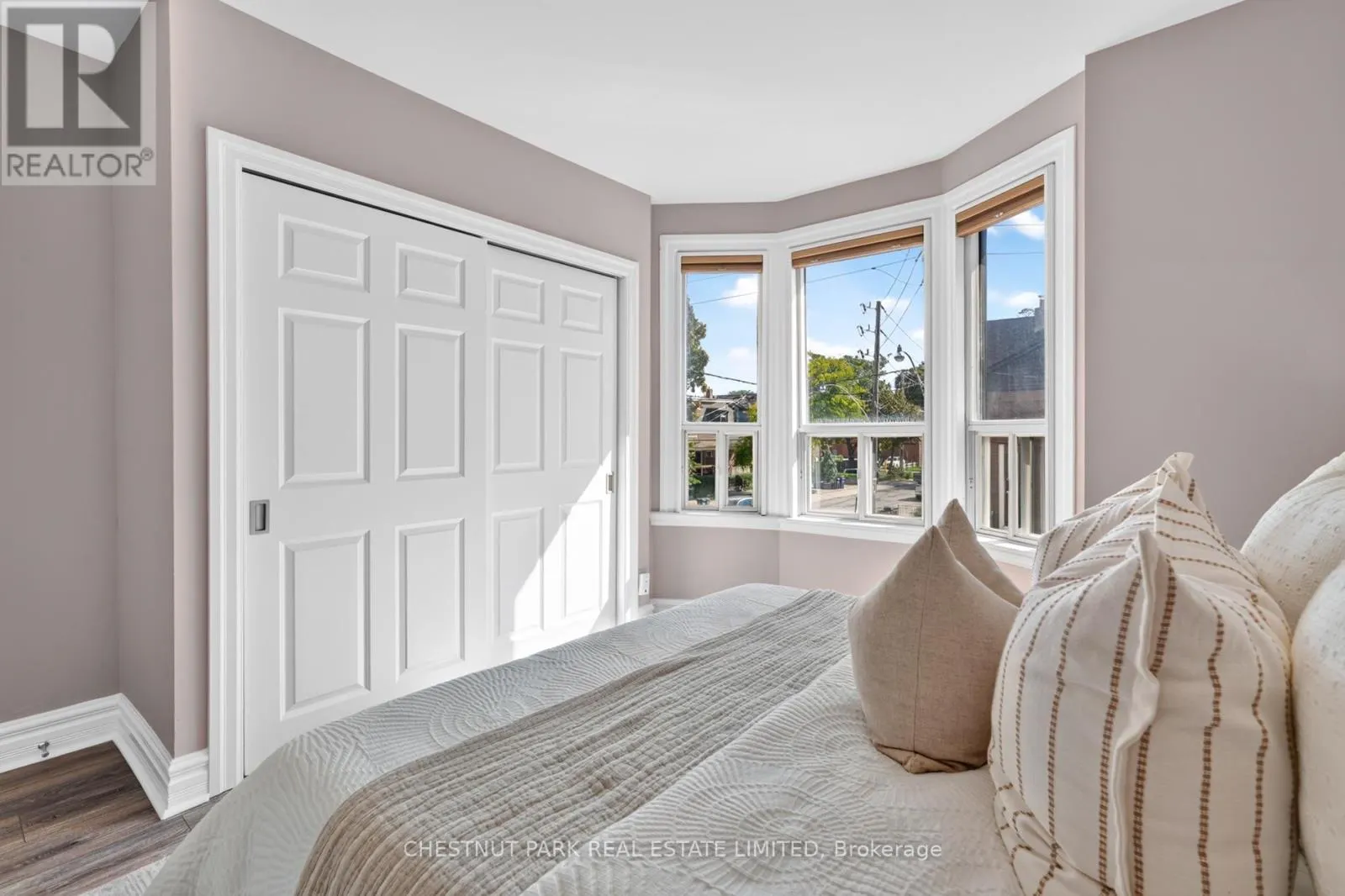 86 CAMBRIDGE AVENUE