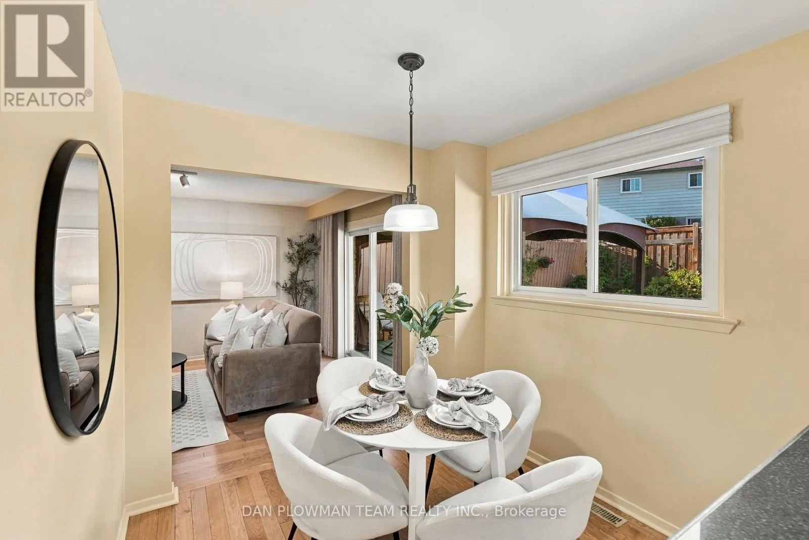 51 ROSALYNNE AVENUE