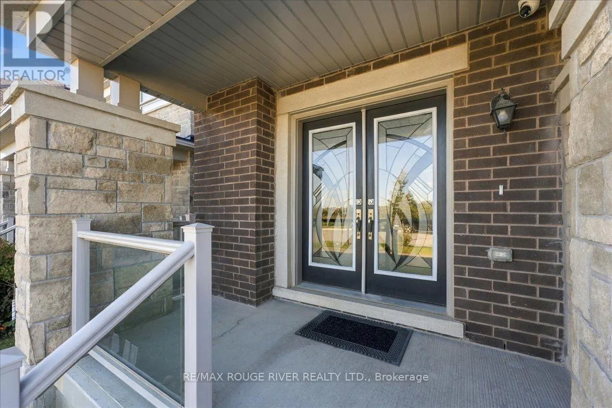 520 CORONATION ROAD