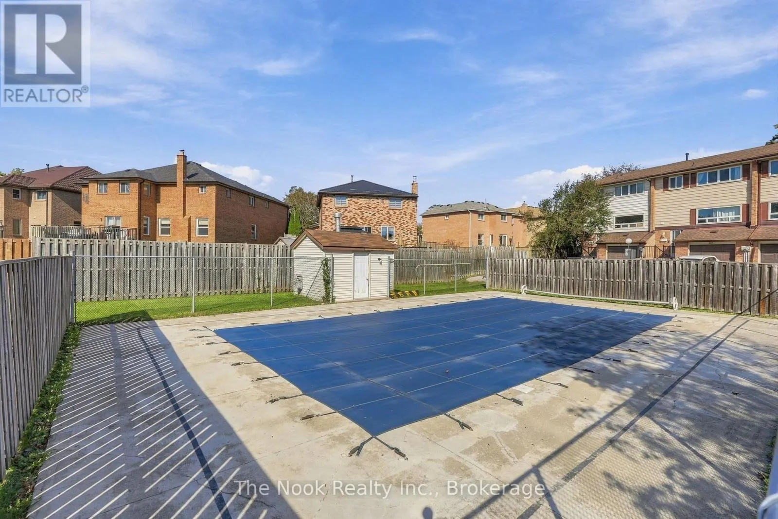 49 - 966 ADELAIDE AVENUE E #49