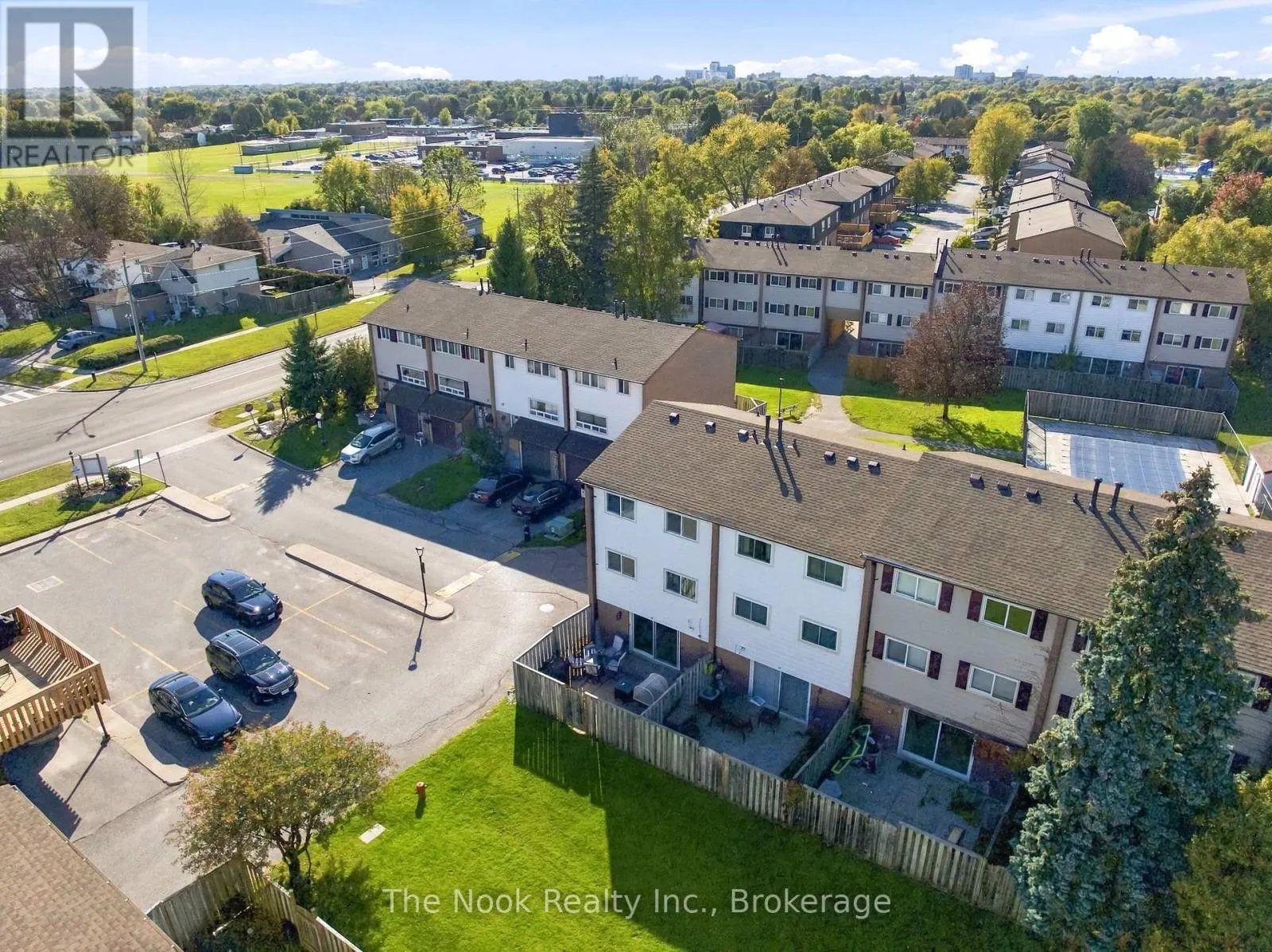 49 - 966 ADELAIDE AVENUE E #49
