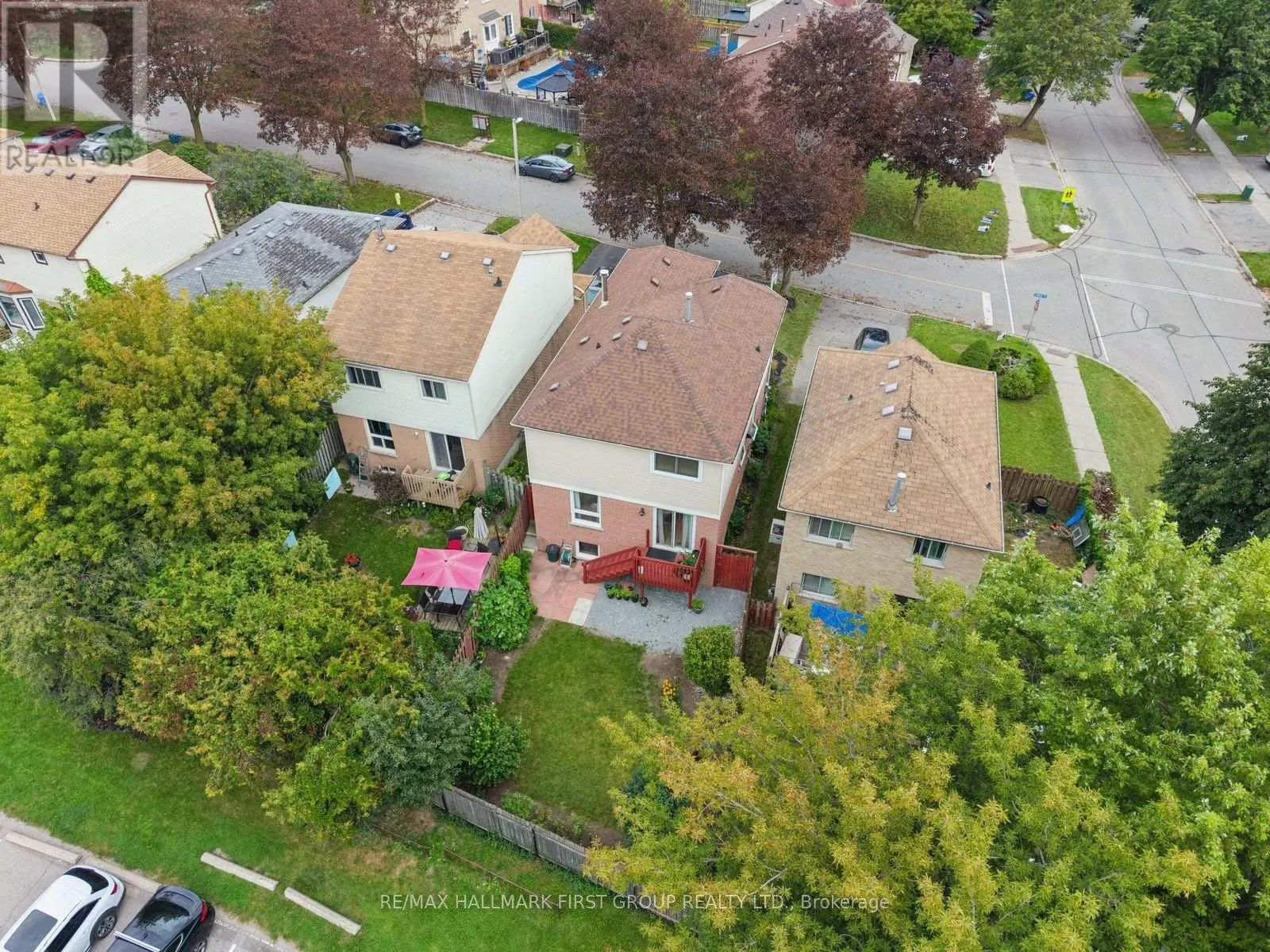 4 LOWDER PLACE