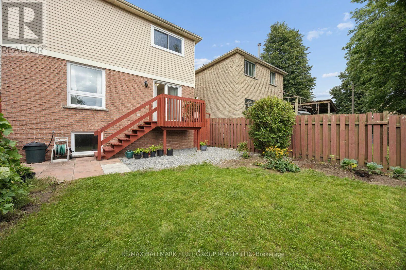4 LOWDER PLACE