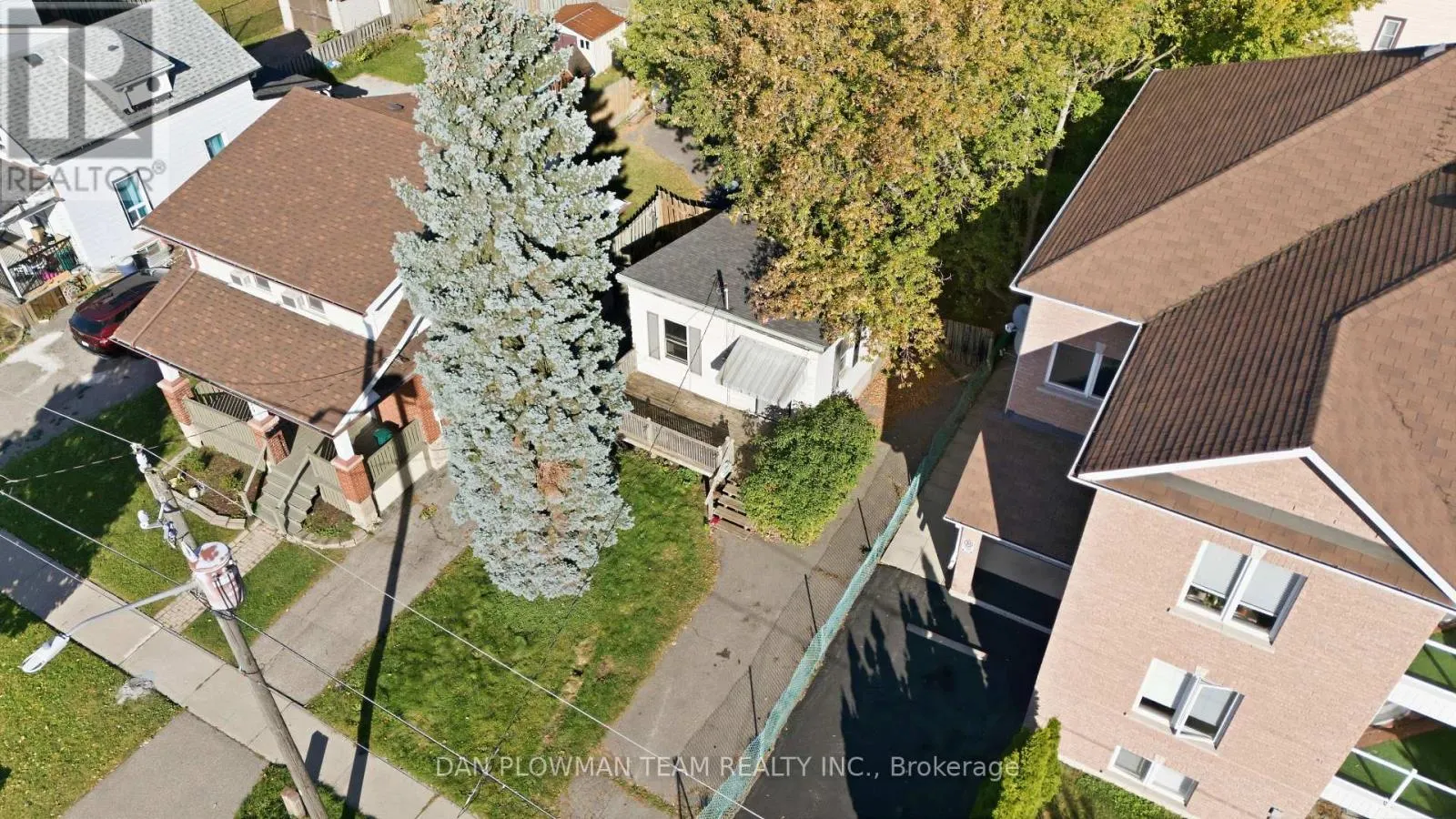 372 PINE AVENUE