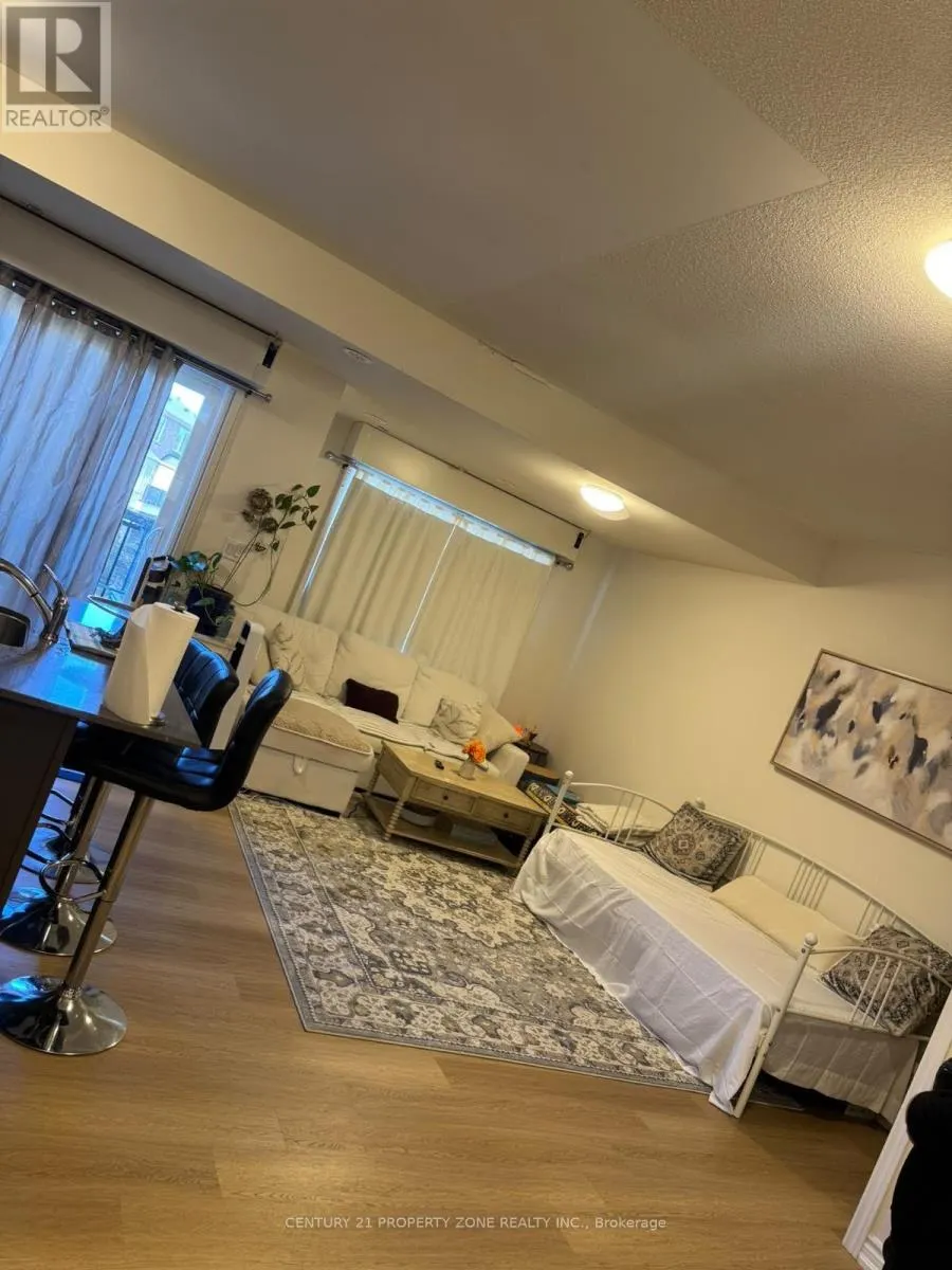 10 - 485 BERESFORD PATH
