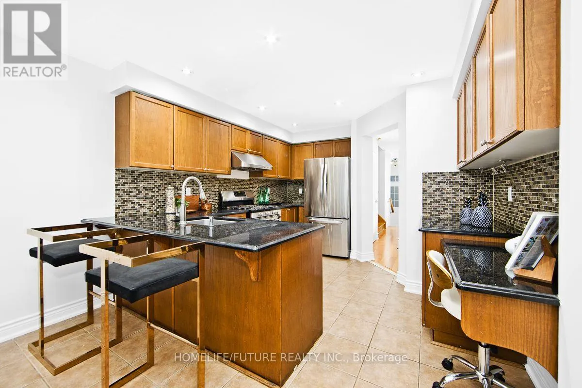 25 THACKERY DRIVE