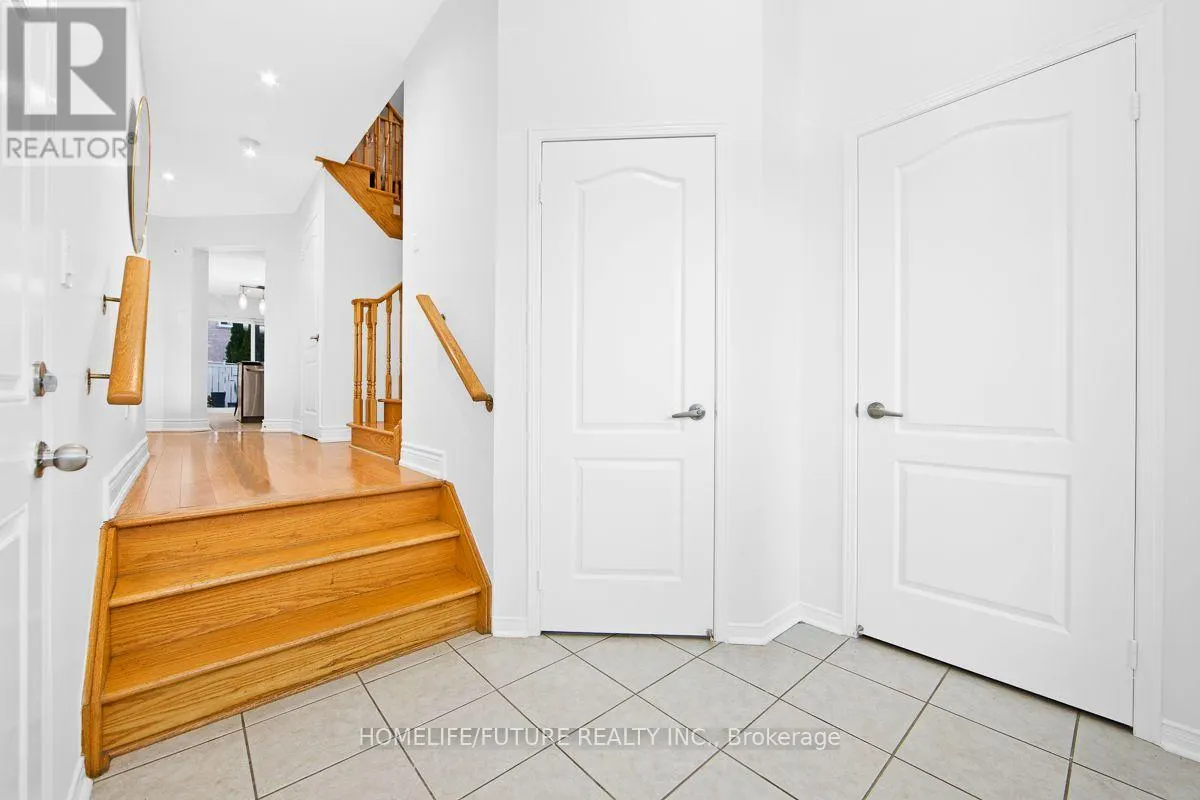 25 THACKERY DRIVE