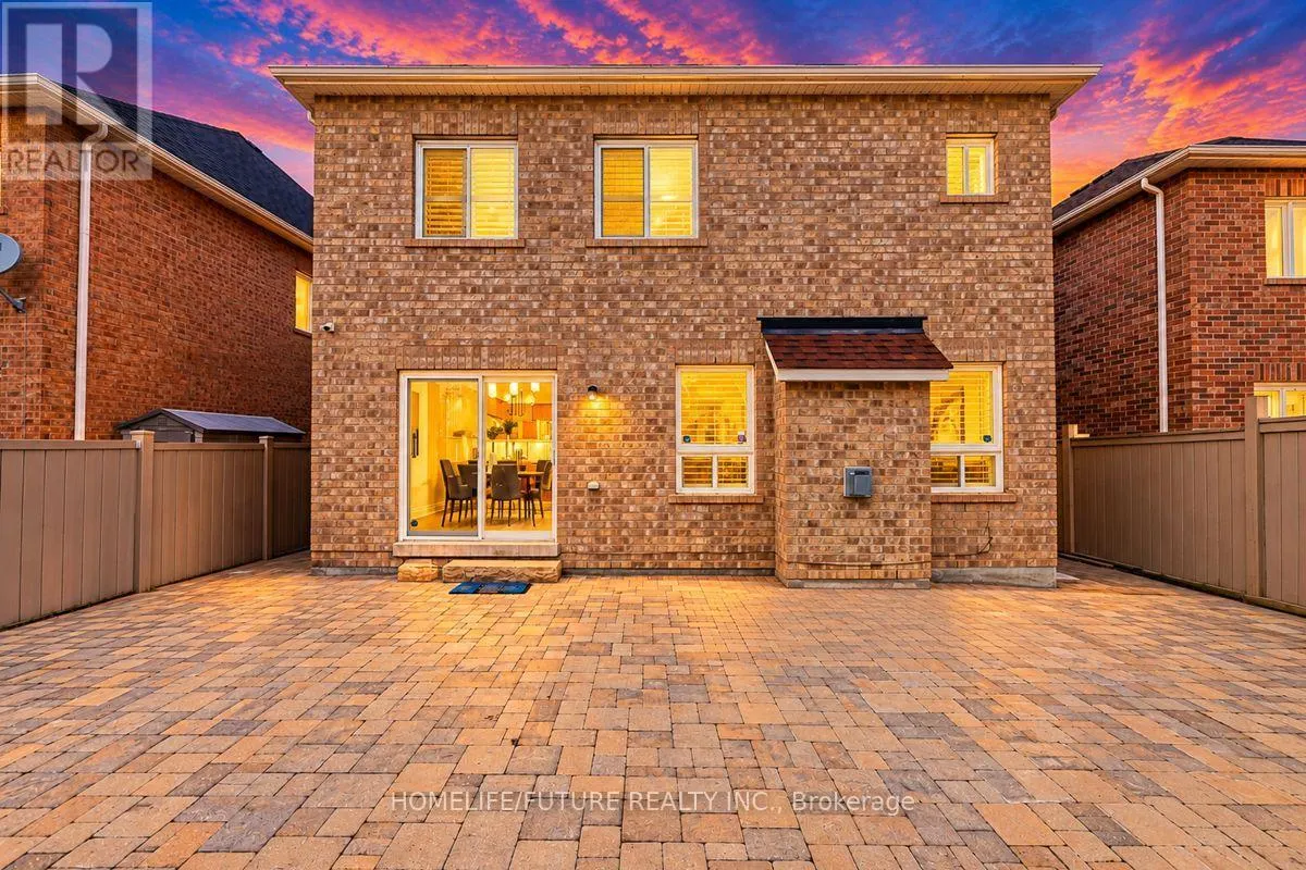 25 THACKERY DRIVE
