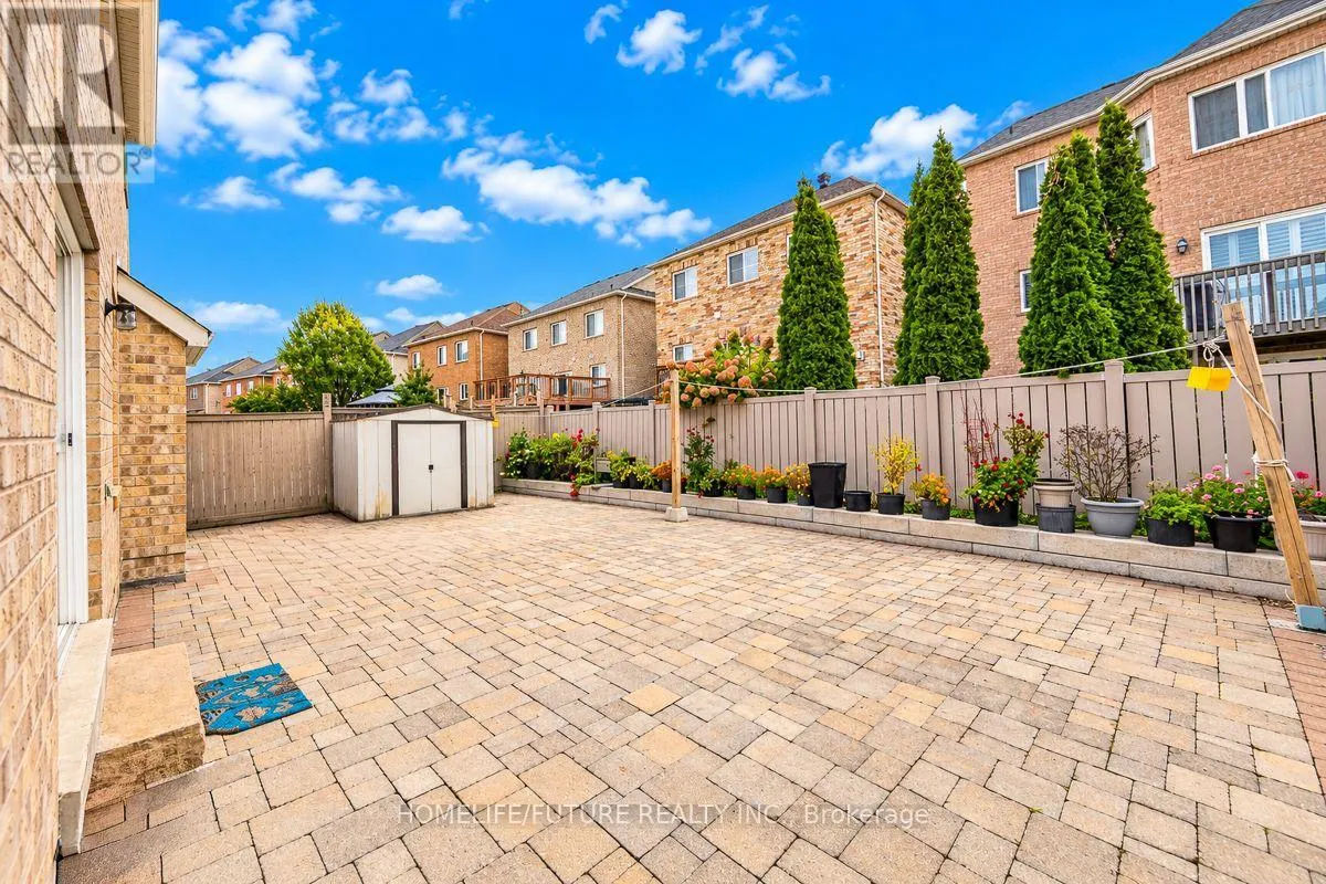 25 THACKERY DRIVE