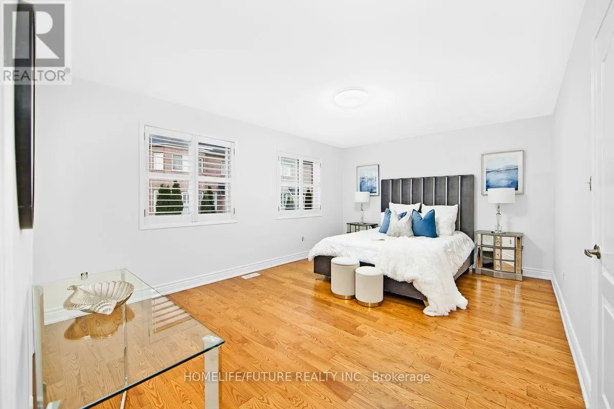 25 THACKERY DRIVE