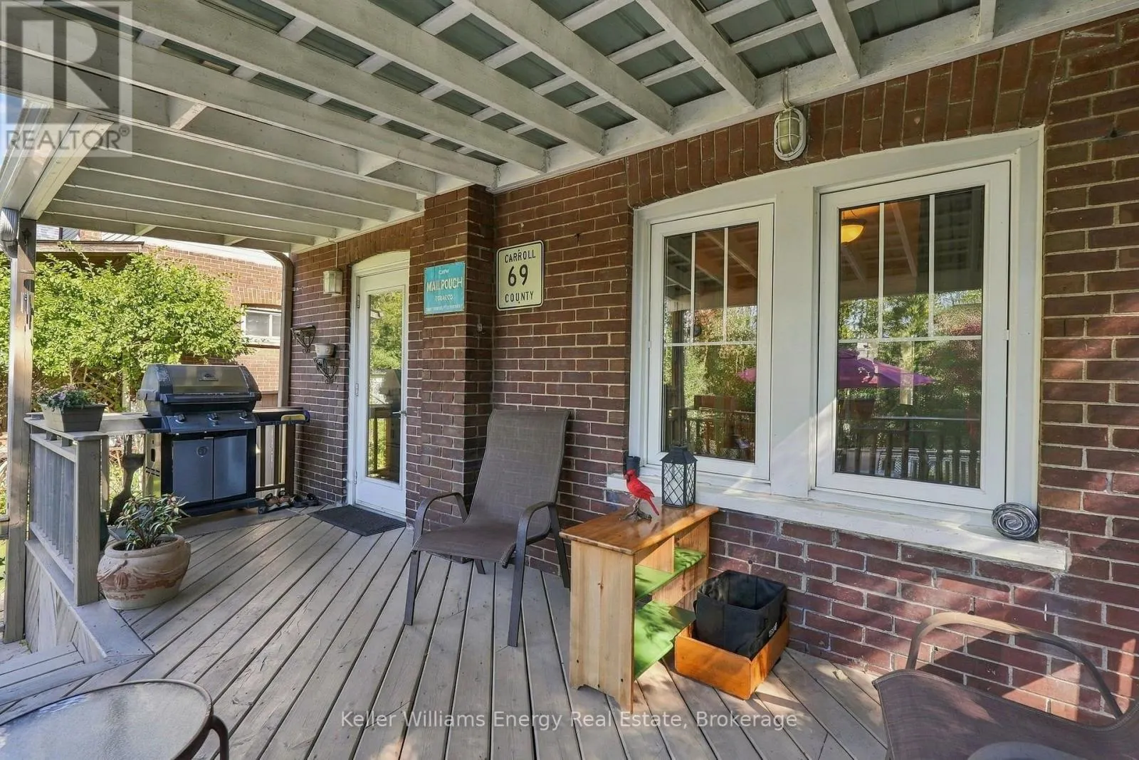 256 GROOMS AVENUE