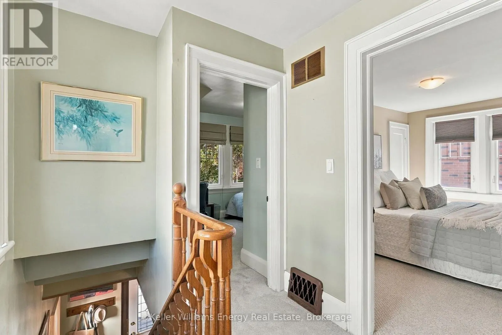256 GROOMS AVENUE