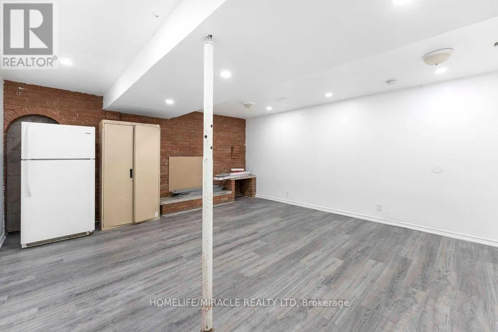 BASEMENT - 2037 SIMCOE STREET N