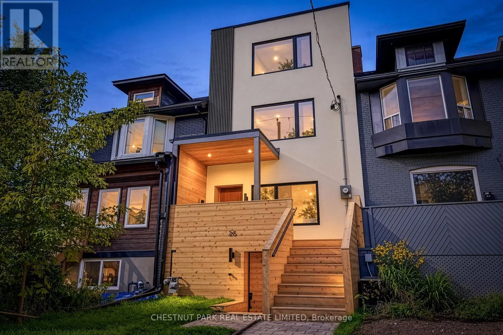 26 CAROLINE AVENUE