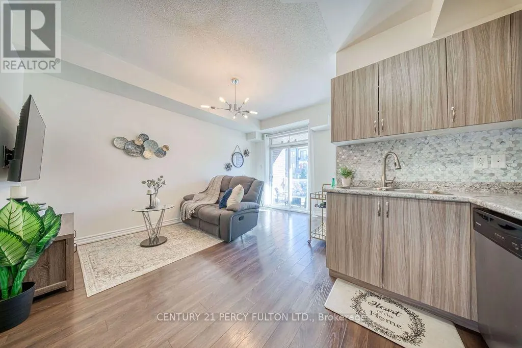 84 - 2604 WILLIAM JACKSON DRIVE