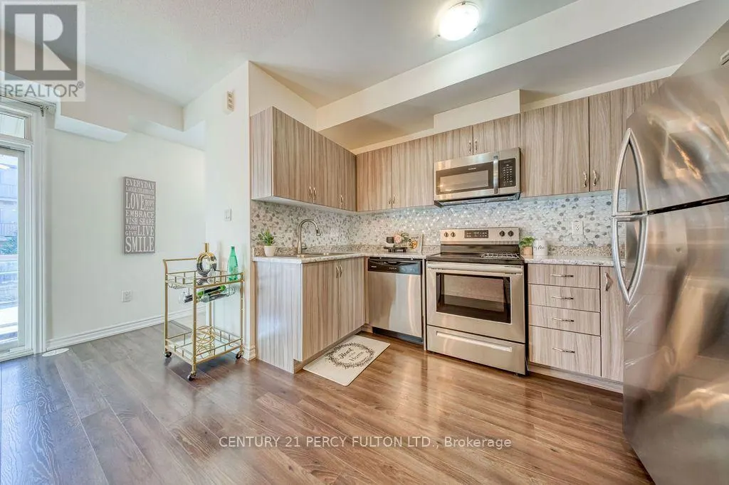 84 - 2604 WILLIAM JACKSON DRIVE
