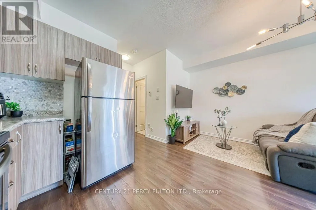 84 - 2604 WILLIAM JACKSON DRIVE