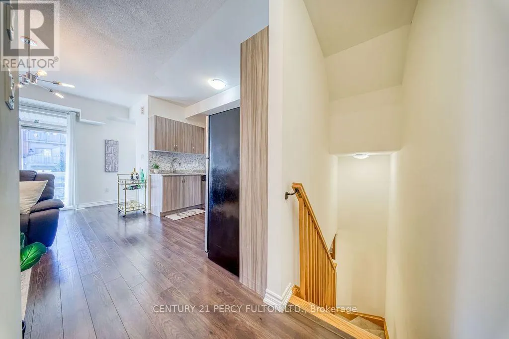 84 - 2604 WILLIAM JACKSON DRIVE