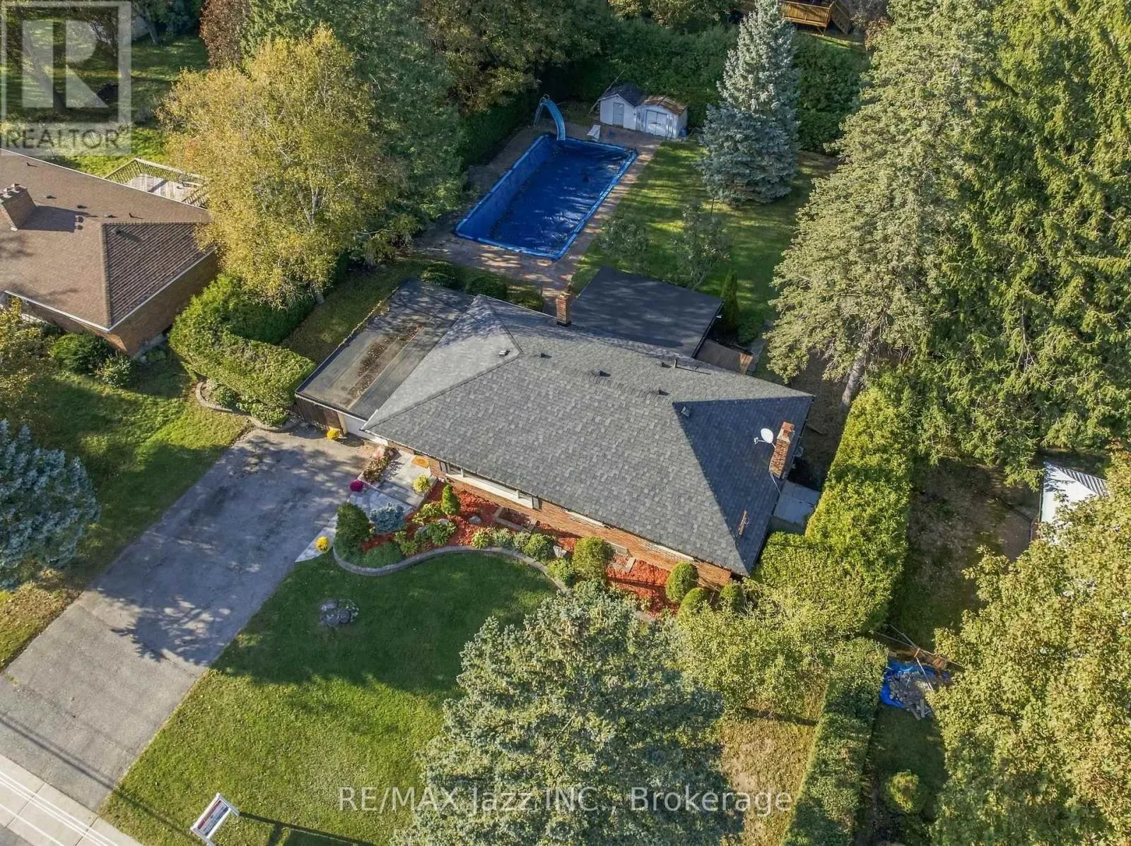 346 CONLIN ROAD E