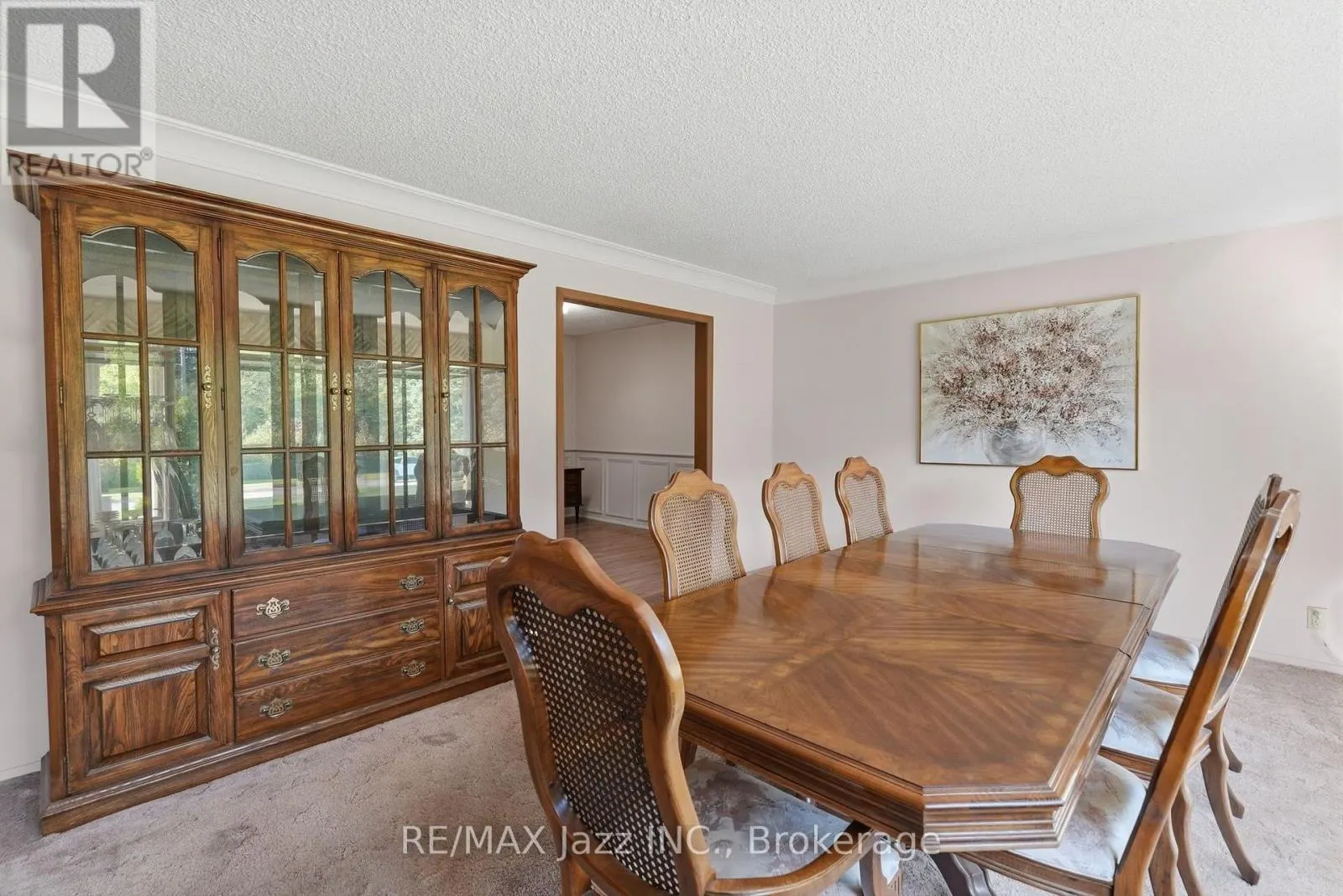 346 CONLIN ROAD E